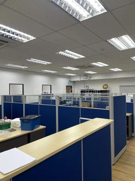 Light Industrial (B1) for Sale in  Gul Circle - Image 6